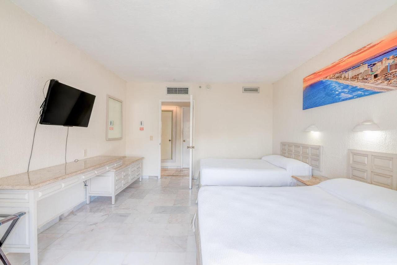 Condos In Prime Cancun Location Plus 3 Pools Экстерьер фото