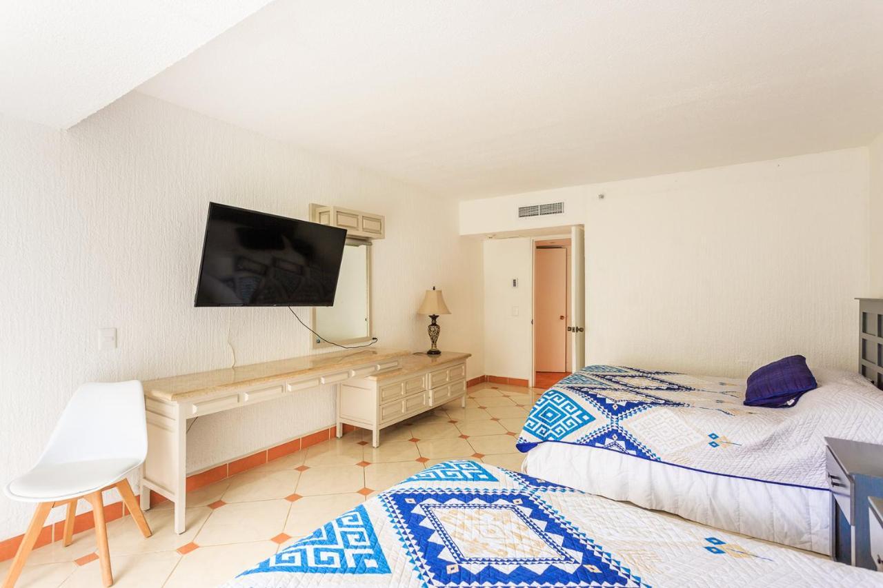 Condos In Prime Cancun Location Plus 3 Pools Экстерьер фото