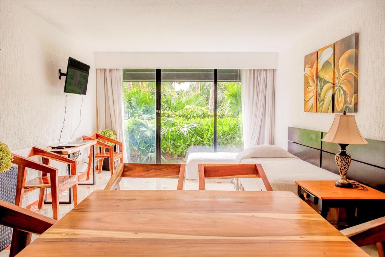 Condos In Prime Cancun Location Plus 3 Pools Экстерьер фото